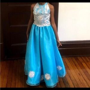 NEED GONE SEND OFFERS Handmade customized dress Girls Size 8